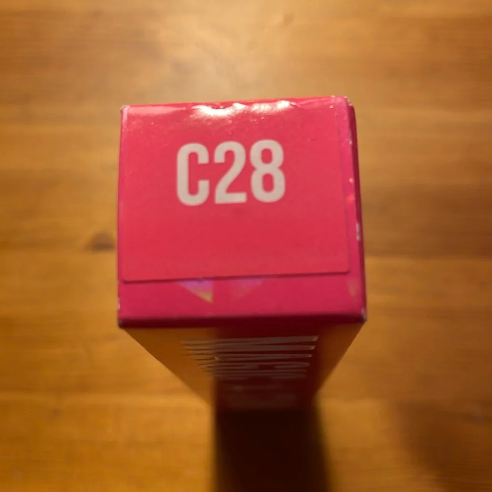 C28 Jeffree Star Magic Star Concealer NWT